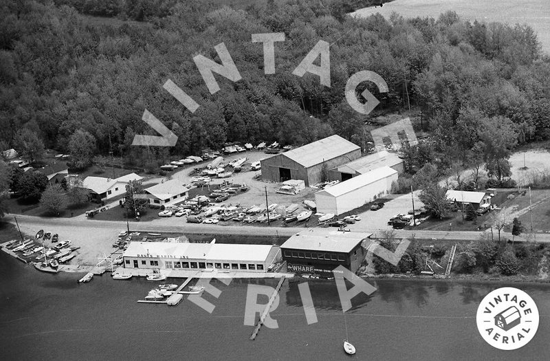 Bent Prop Pub (The Wharf) - 1980 (newer photo)